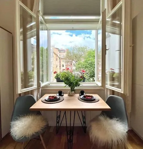 Beautiful Near Muzeum Appartamento