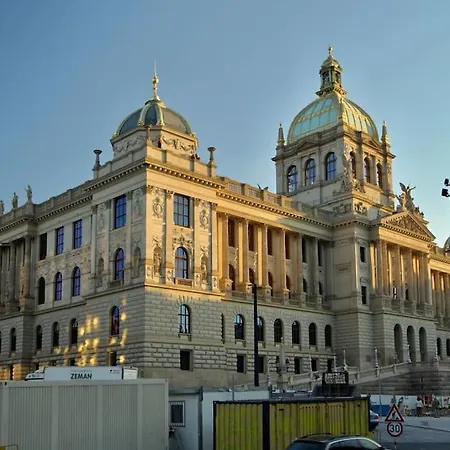 Beautiful Near Muzeum Praha